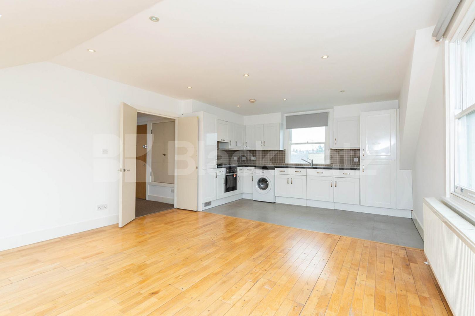 Top floor 3 bedroom in Hackney close to Hackney Downs Park Goulton Road, Hackney Central